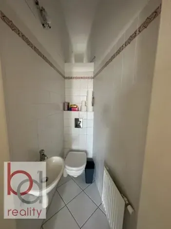 Prodej činžovního domu, České Budějovice, Na Nábřeží, 240 m2