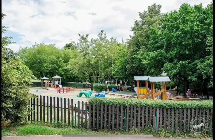 Pronájem bytu 2+1, Praha - Malešice, Káranská, 59 m2