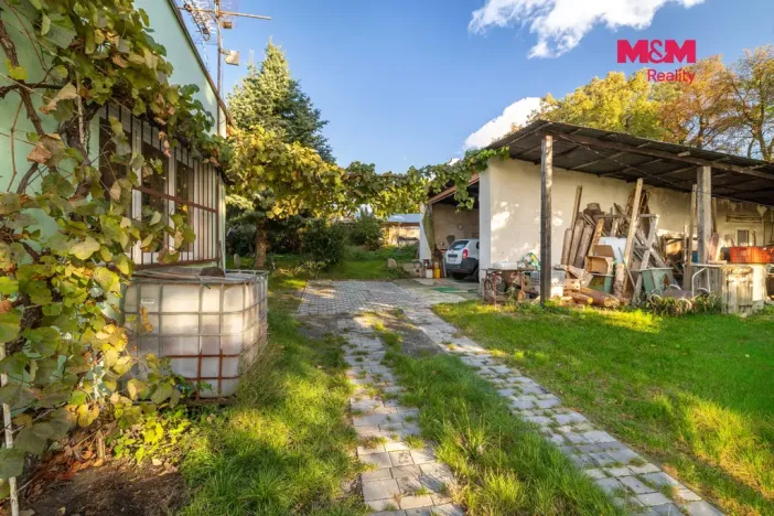 Prodej rodinného domu, Svojšice, 520 m2