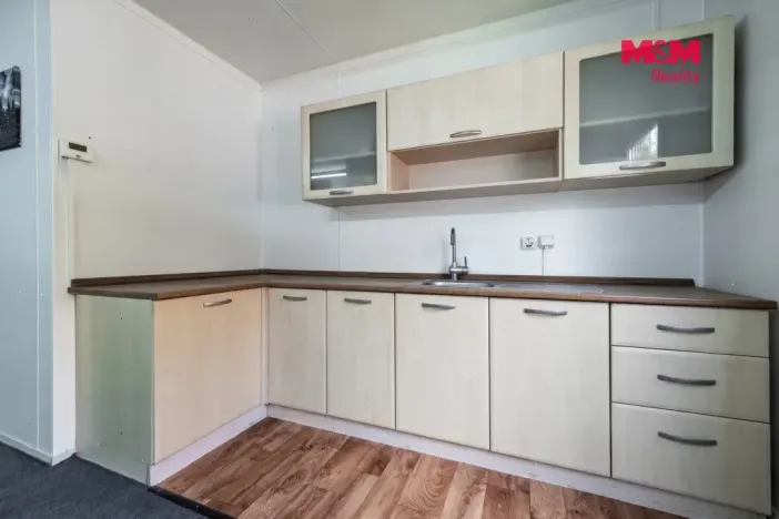 Prodej komerčního pozemku, Bernartice, 790 m2