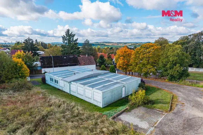Prodej komerčního pozemku, Bernartice, 790 m2