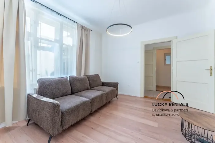 Pronájem bytu 2+1, Praha - Staré Město, Havelská, 65 m2