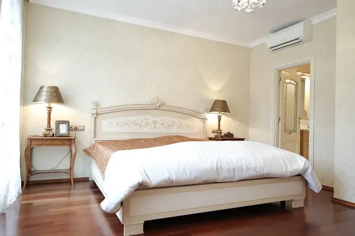Prodej bytu 4+1, Karlovy Vary, Tylova, 182 m2