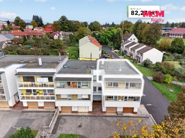 Prodej bytu 4+1, Černovice, U Mateřské školy, 82 m2