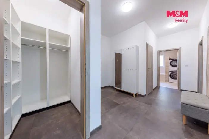 Prodej bytu 4+kk, Karlovy Vary - Doubí, Spálená, 107 m2