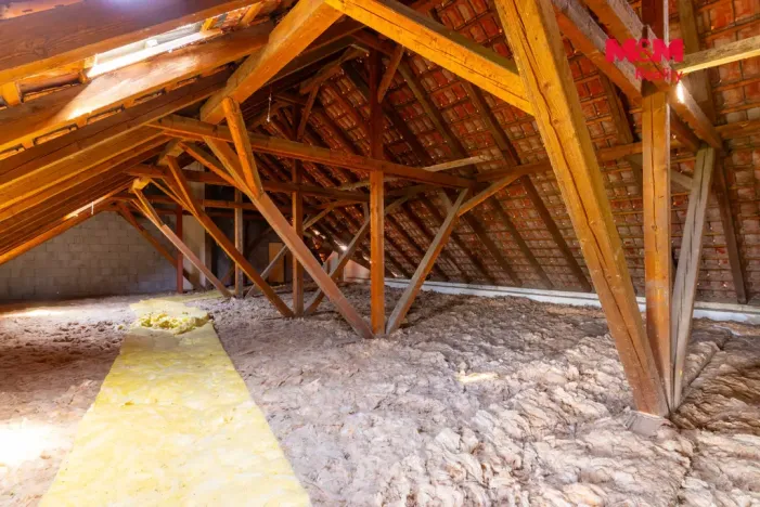 Prodej obchodního prostoru, Roštín, 170 m2