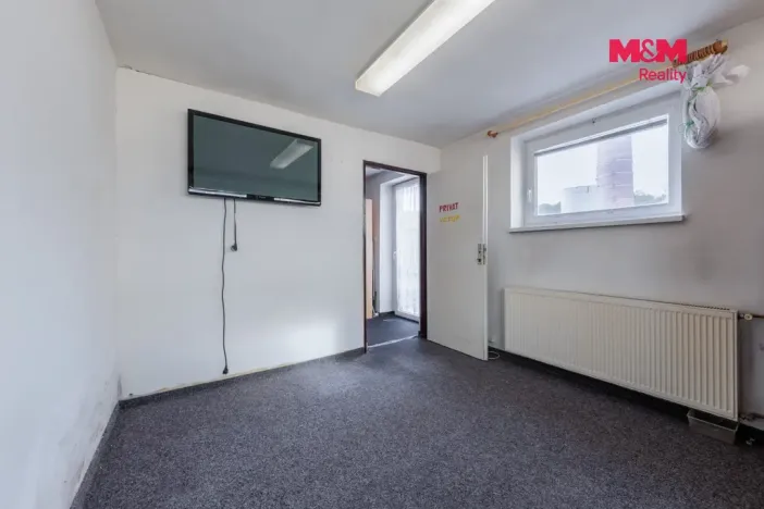 Pronájem obchodního prostoru, Kraslice, B. Smetany, 91 m2
