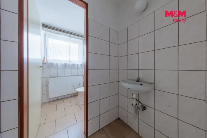 Pronájem obchodního prostoru, Kraslice, B. Smetany, 91 m2