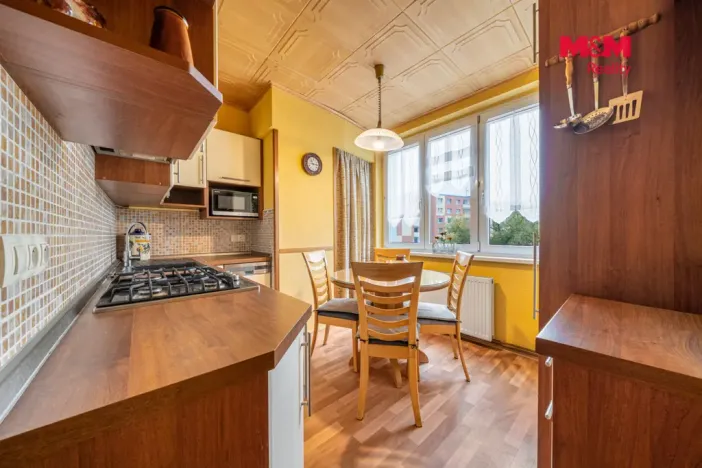 Prodej bytu 2+1, Loket, Sportovní, 59 m2