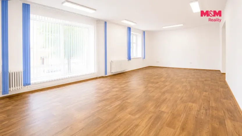 Pronájem kanceláře, Třinec - Staré Město, 1. máje, 99 m2