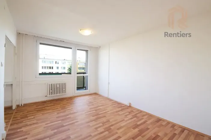 Pronájem bytu 3+1, Praha - Prosek, Veltruská, 59 m2