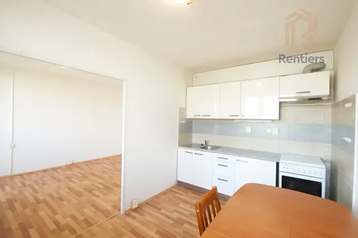 Pronájem bytu 3+1, Praha - Prosek, Veltruská, 59 m2