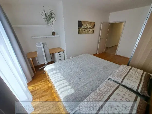 Pronájem bytu 3+kk, Praha - Sobín, 76 m2