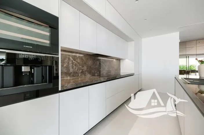 Prodej vily, Podstrana, Chorvatsko, 390 m2