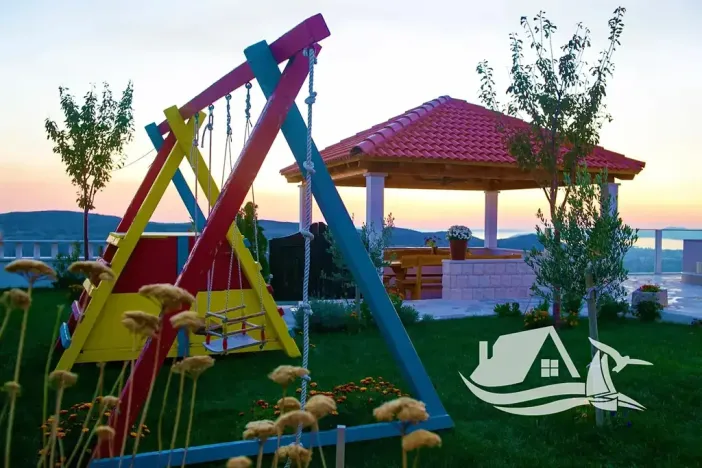 Prodej vily, Split, Chorvatsko, Gornje Sitno - Dom Umberto Girometta, 500 m2