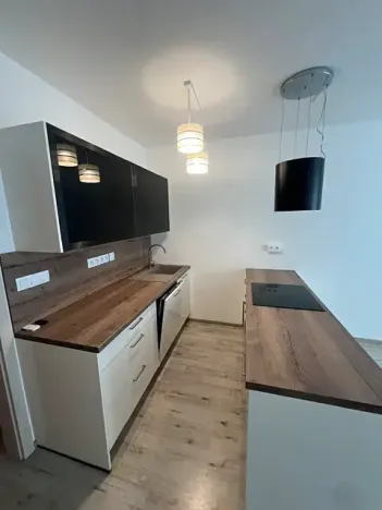 Pronájem bytu 2+kk, Horoměřice, Velvarská, 53 m2