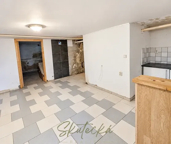 Prodej rodinného domu, Kostice, 185 m2