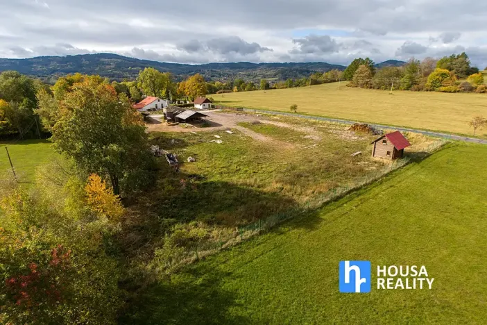 Prodej výrobních prostor, Strašín, 10239 m2