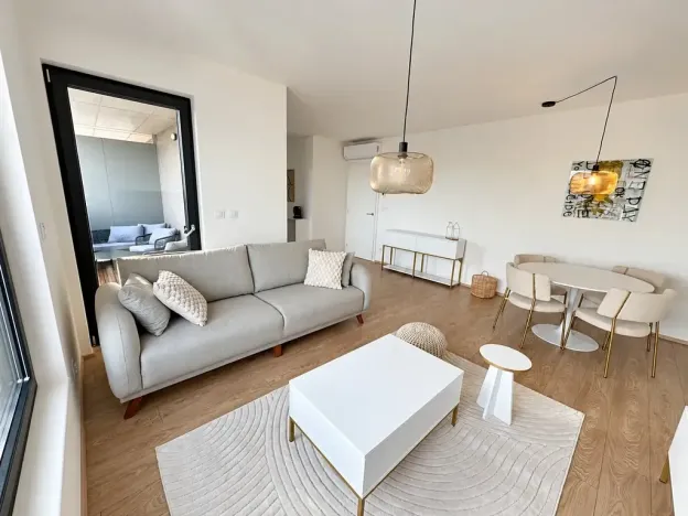 Pronájem bytu 2+kk, Brno, Bratislavská, 52 m2