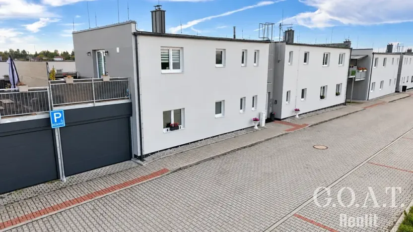 Prodej bytu 3+kk, Vochov, 68 m2