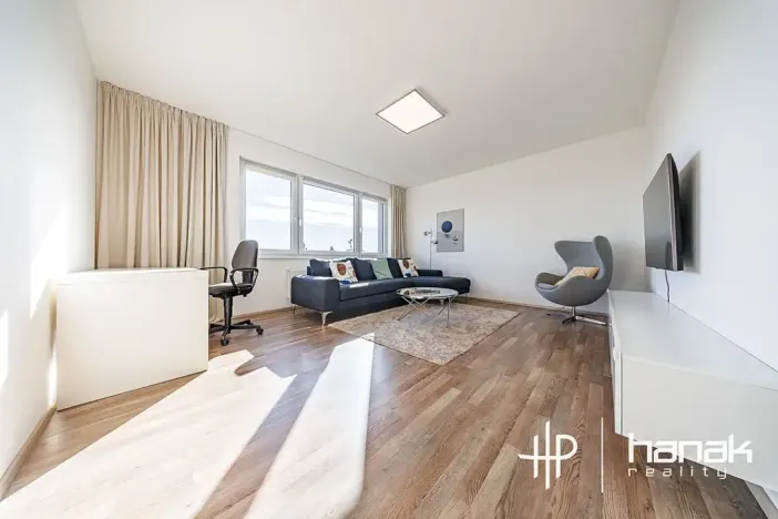 Pronájem bytu 2+1, Olomouc, gen. Píky, 63 m2