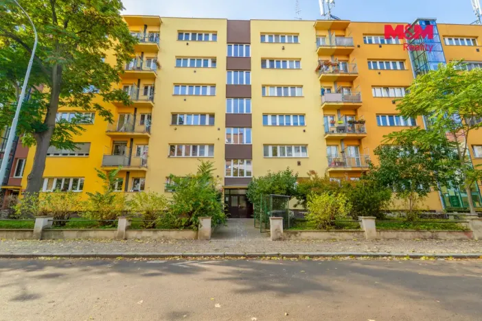 Prodej bytu 2+kk, Praha - Holešovice, U městských domů, 42 m2