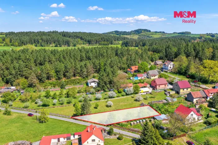 Prodej pozemku pro bydlení, Kvášňovice, 745 m2