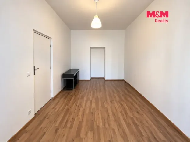 Pronájem bytu 1+1, Praha, Na Maninách, 31 m2