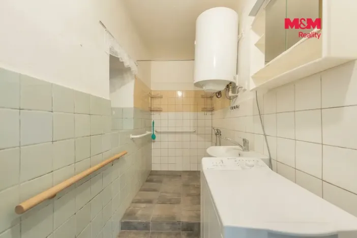 Prodej zemědělské usedlosti, Buštěhrad, Náměstí, 245 m2