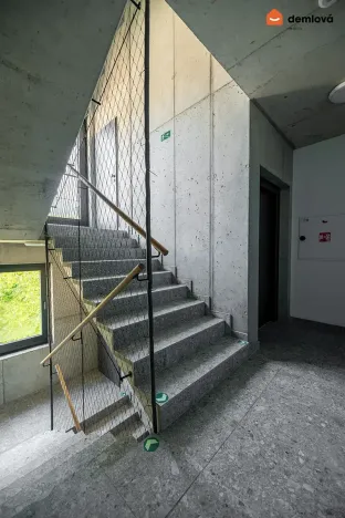 Pronájem bytu 2+kk, Ostrava, Na Burni, 53 m2