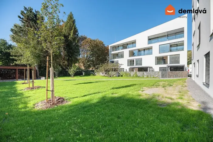 Pronájem bytu 2+kk, Ostrava, Na Burni, 61 m2