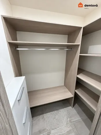 Prodej bytu 3+1, Praha - Letňany, 65 m2