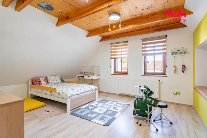 Prodej rodinného domu, Lužnice, 180 m2
