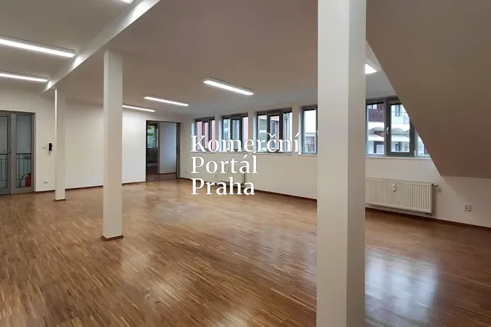 Pronájem kanceláře, Praha - Žižkov, Husitská, 180 m2