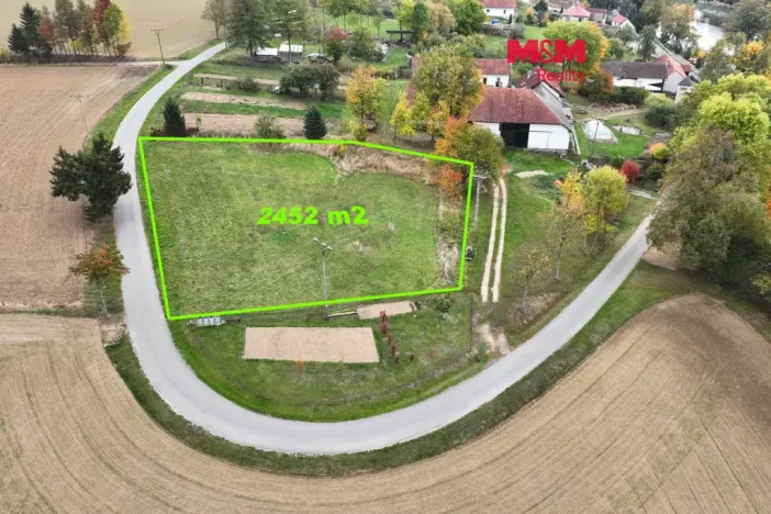 Prodej zahrady, Dobroutov, 2452 m2