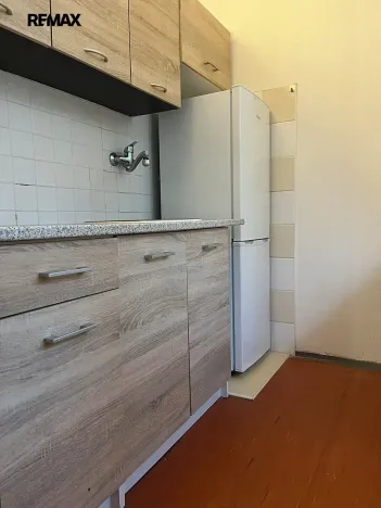 Pronájem bytu 1+kk, Kladno, Norská, 34 m2