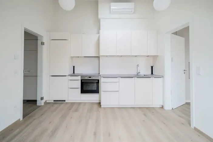 Pronájem bytu 2+kk, Praha - Nové Město, Václavské náměstí, 43 m2