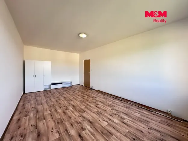 Pronájem bytu 2+1, Chomutov, Holešická, 62 m2