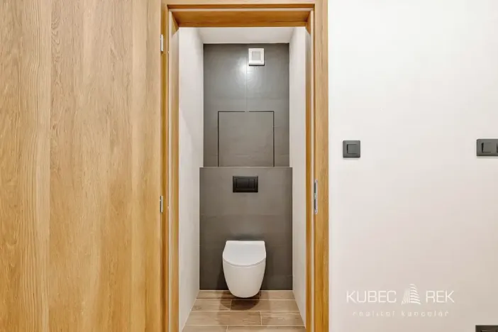 Pronájem bytu 3+1, Tábor, Minská, 67 m2
