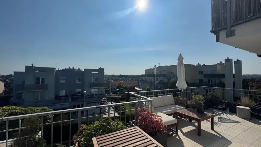 Pronájem bytu 2+kk, Praha - Řeporyje, Wiesenthalova, 84 m2