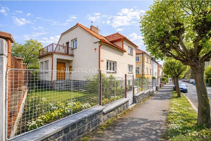 Prodej rodinného domu, Písek, Holečkova, 308 m2