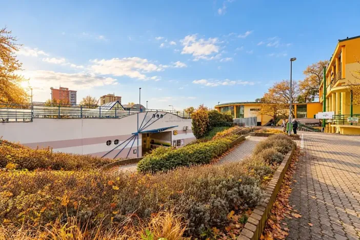 Prodej pozemku pro bydlení, Praha - Hloubětín, Mochovská, 294 m2