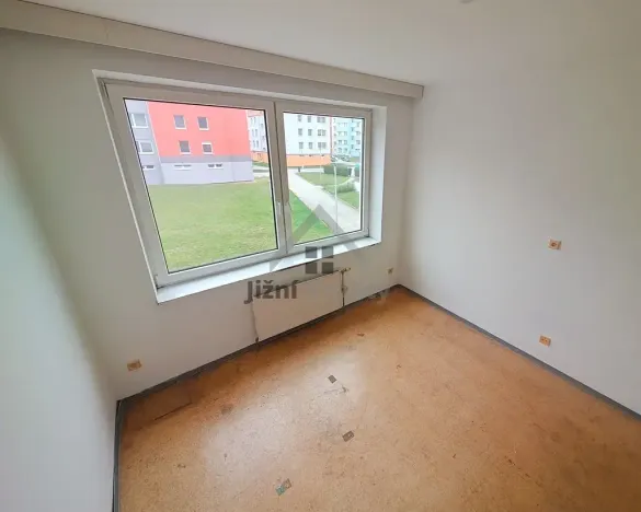 Prodej bytu 2+1, Vodňany, Sídl. Škorna, 70 m2