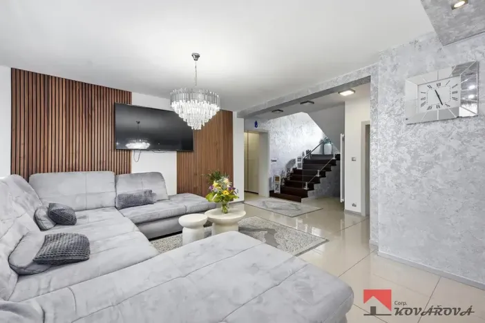 Prodej rodinného domu, Štětí, 180 m2