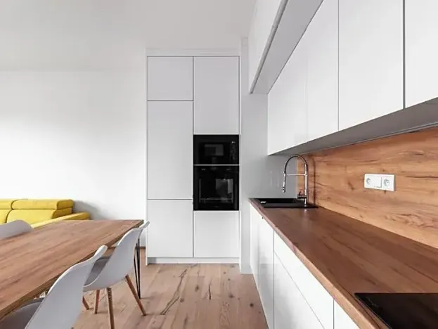 Pronájem bytu 2+kk, Praha - Karlín, Křižíkova, 48 m2