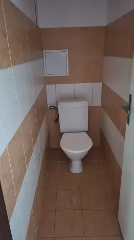 Pronájem bytu 3+1, Děčín, Mírové nám., 80 m2
