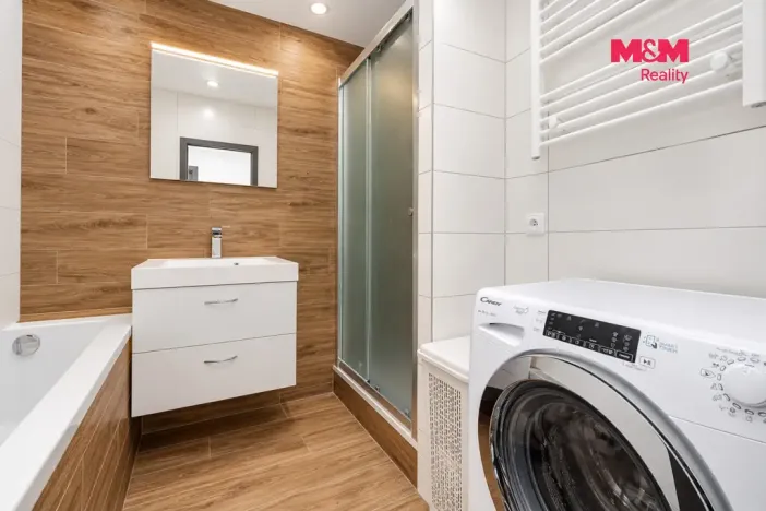 Prodej bytu 3+1, Častolovice, U Konopáče, 75 m2