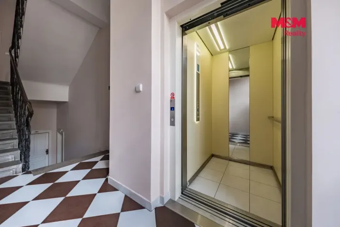 Prodej bytu 1+kk, Praha - Nusle, náměstí Bratří Synků, 23 m2