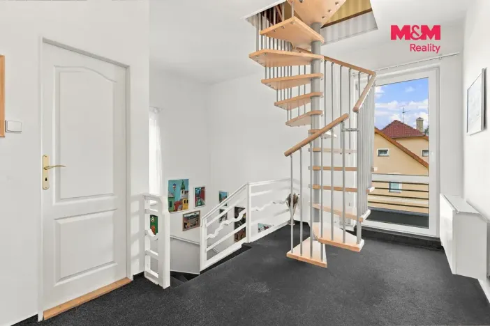 Prodej rodinného domu, Šluknov, Sokolská, 250 m2