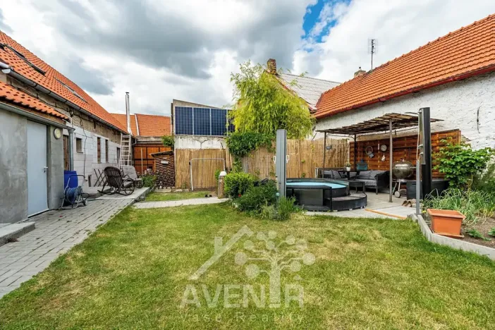 Prodej vícegeneračního domu, Sadská, Kostelní, 190 m2